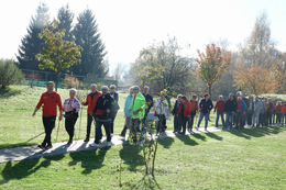 „Zötweg spaziert“ zum Nationalfeiertag